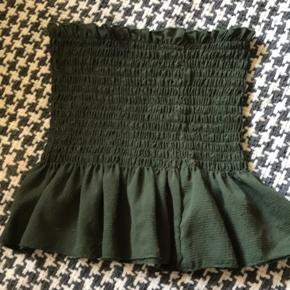 Sleeve less Green crop top